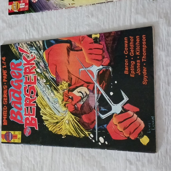 Comics - Picture 2 of 12